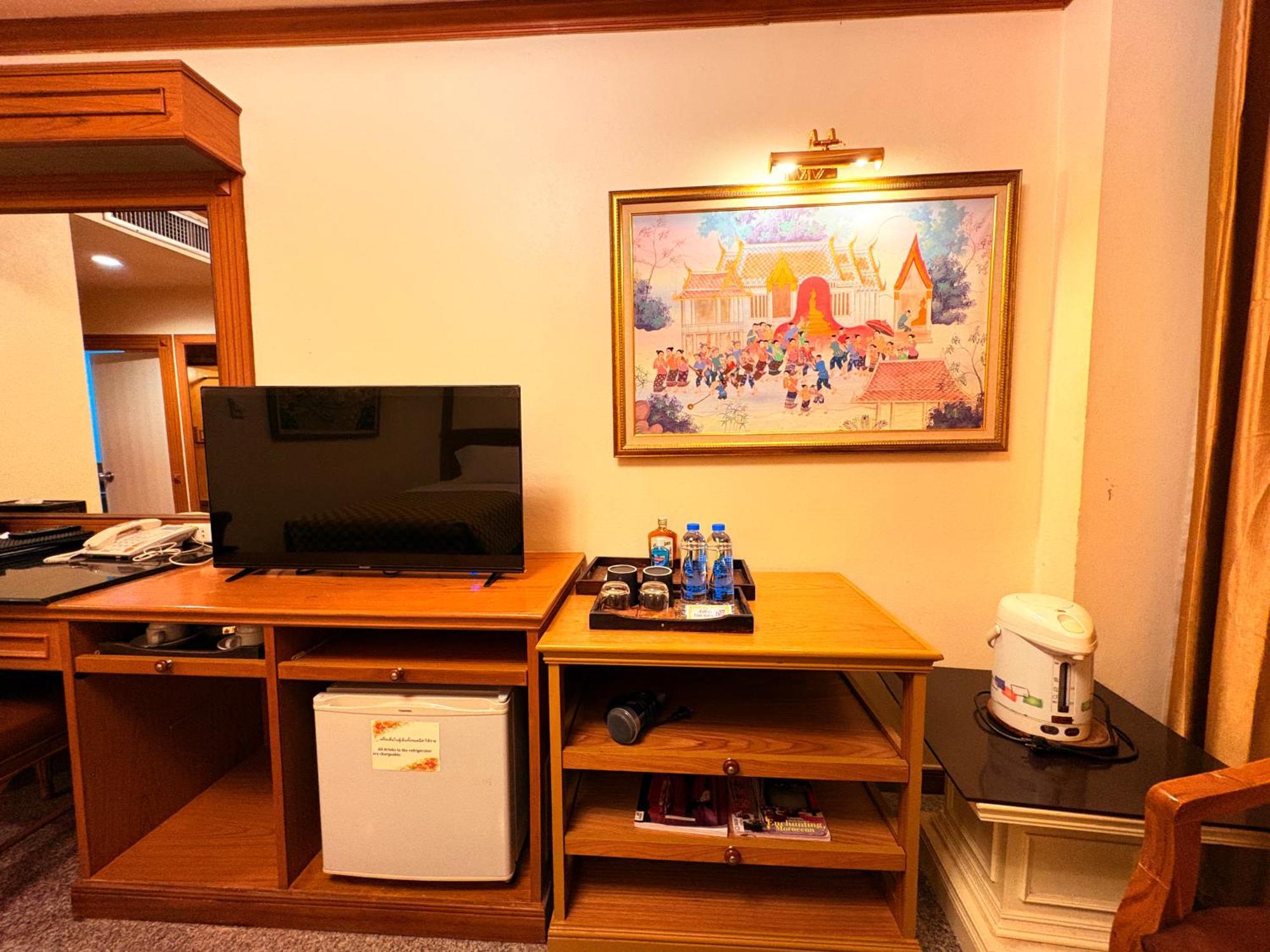 Taksilahotel Маха Саракхам Екстериор снимка