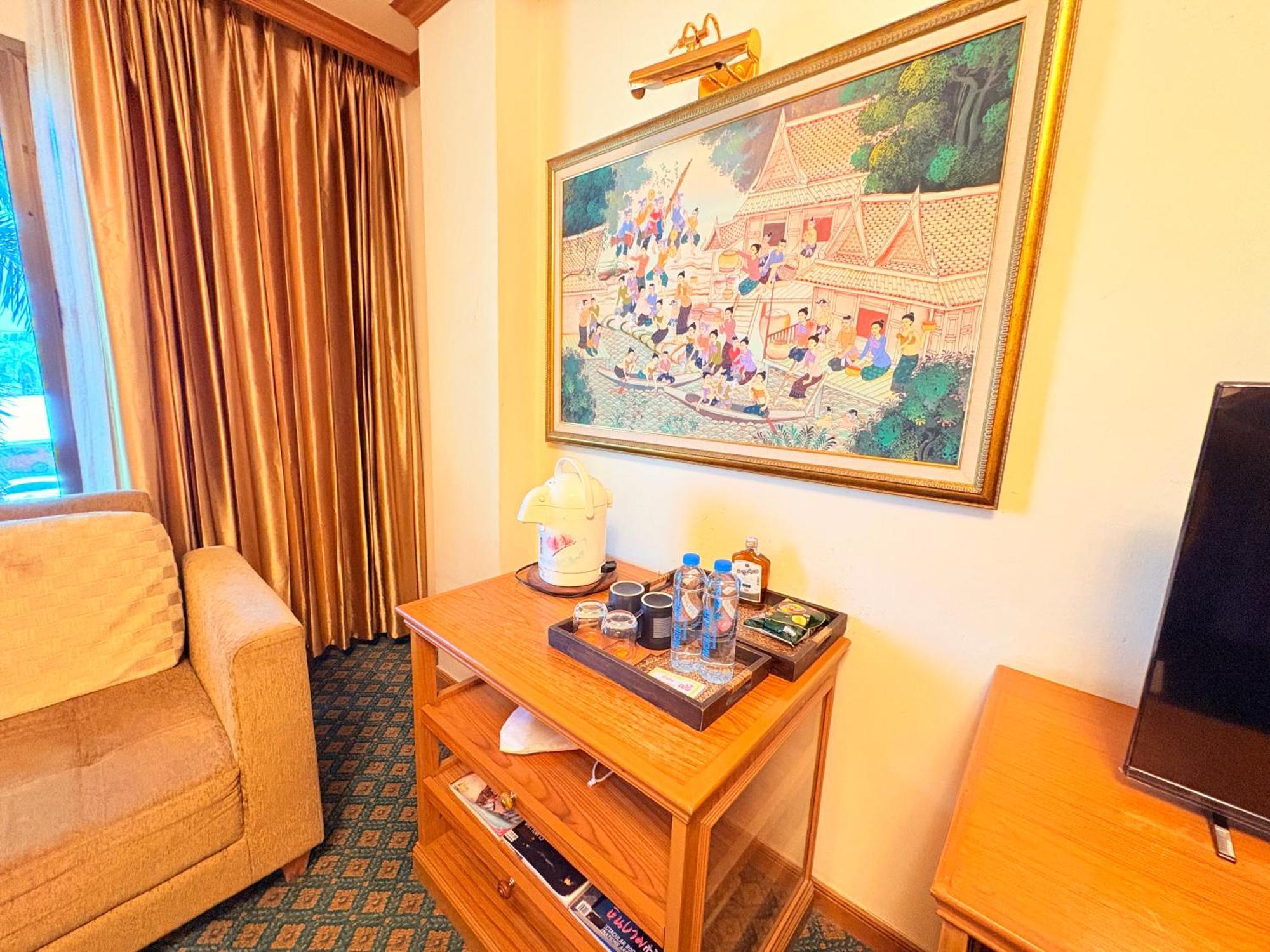 Taksilahotel Маха Саракхам Екстериор снимка